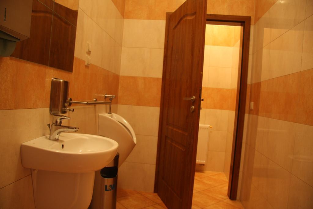 Constans Apartment Jaroslawiec Exterior photo