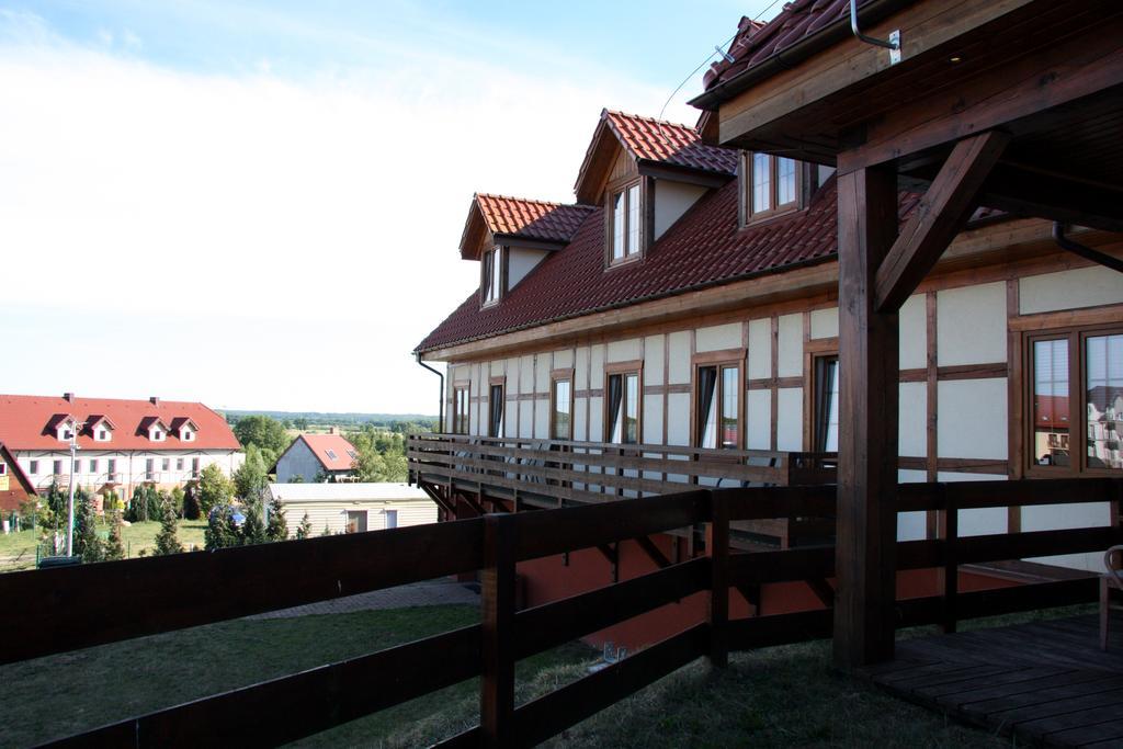 Constans Apartment Jaroslawiec Exterior photo