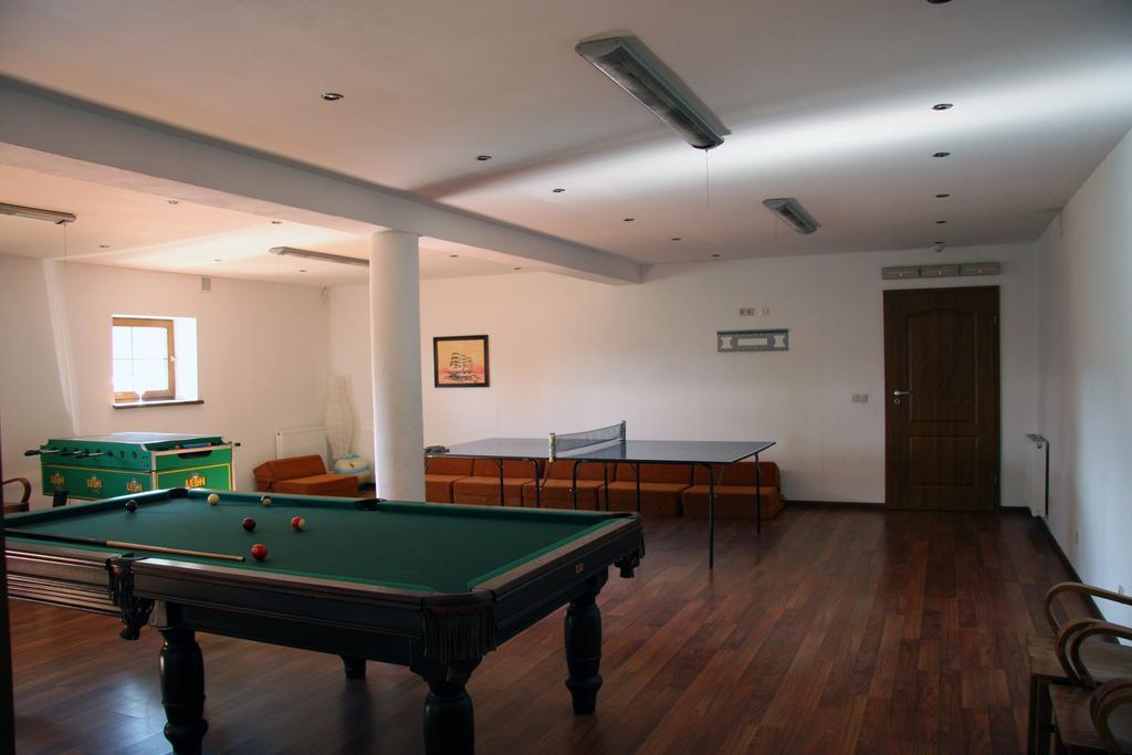 Constans Apartment Jaroslawiec Exterior photo