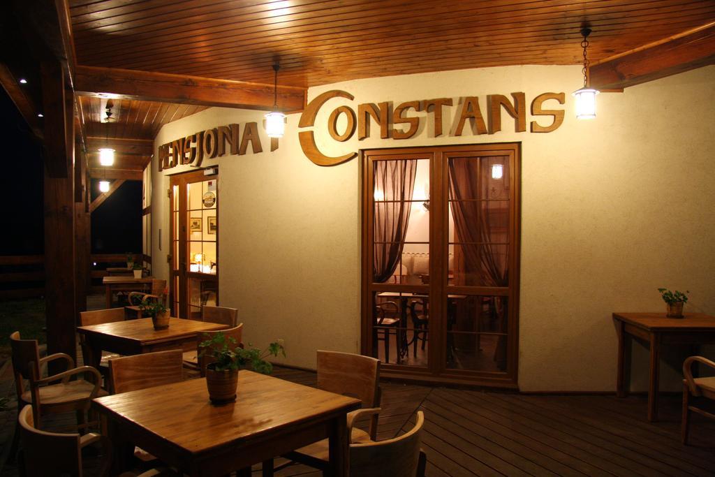 Constans Apartment Jaroslawiec Exterior photo